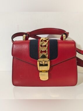 Gucci Sylvie top handle Mini Red crossbody Bag
